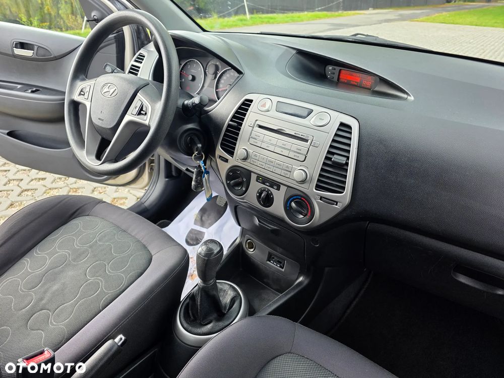 Hyundai i20 1.4 CRDi Style - 10