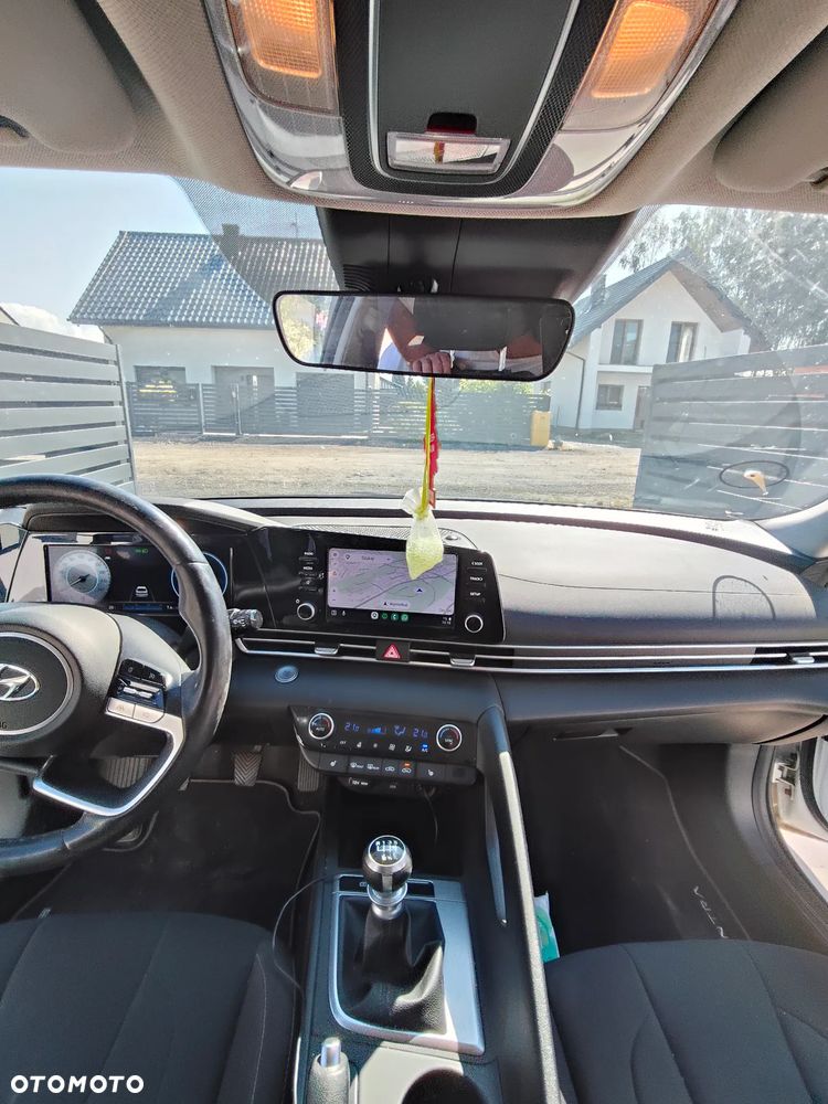 Hyundai Elantra 1.6 Smart - 9