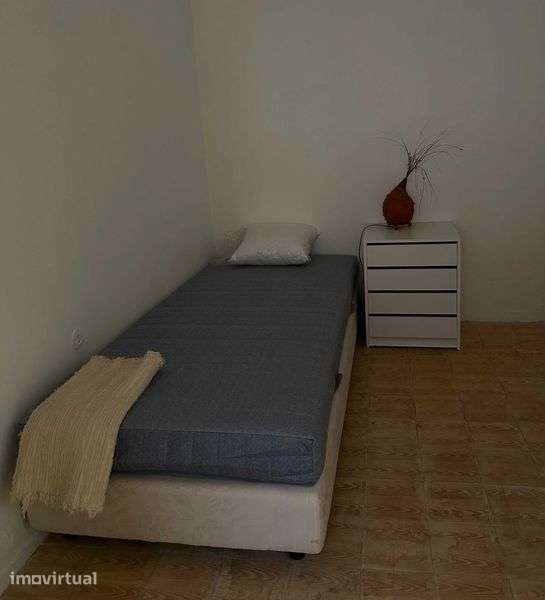 Aluga-se casa T2 para professores - Grande imagem: 5/8