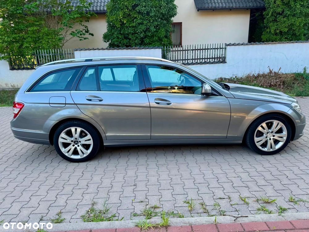 Mercedes-Benz Klasa C 320 CDI DPF 4Matic 7G-TRONIC Avantgarde - 9