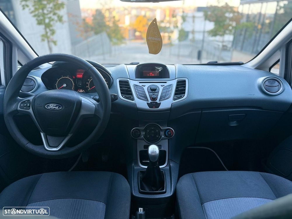 Ford Fiesta 1.25 Techno - 9