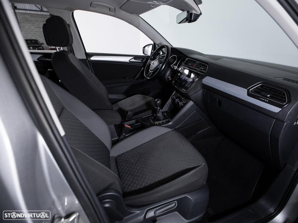 VW Tiguan - 10