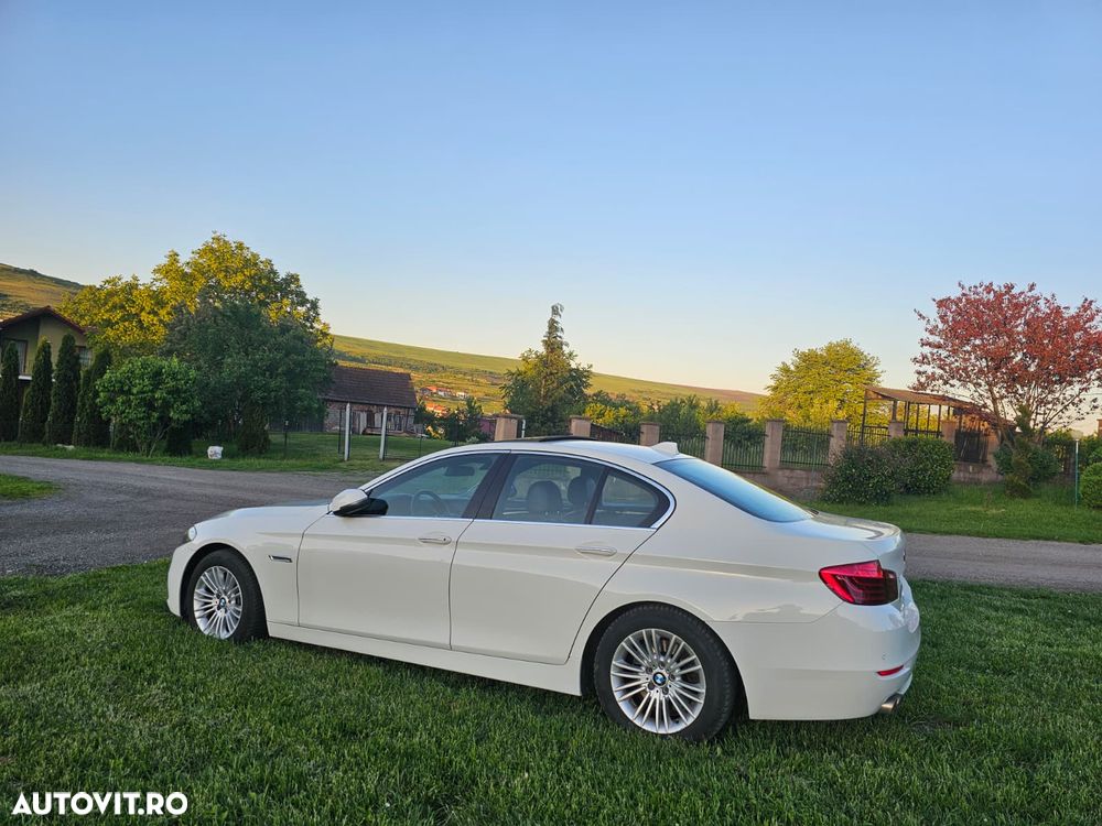 BMW Seria 5 520d Aut. Luxury Line - 6