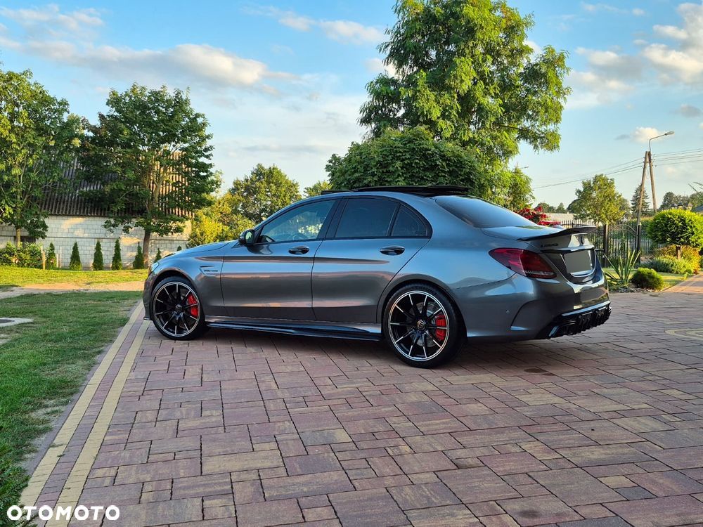 Mercedes-Benz Klasa C AMG 63 S - 3