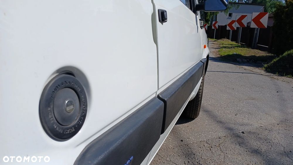 Fiat Panda 0.9i Young - 8