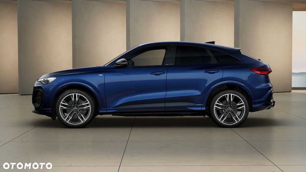 Audi Q5 Sportback - 3