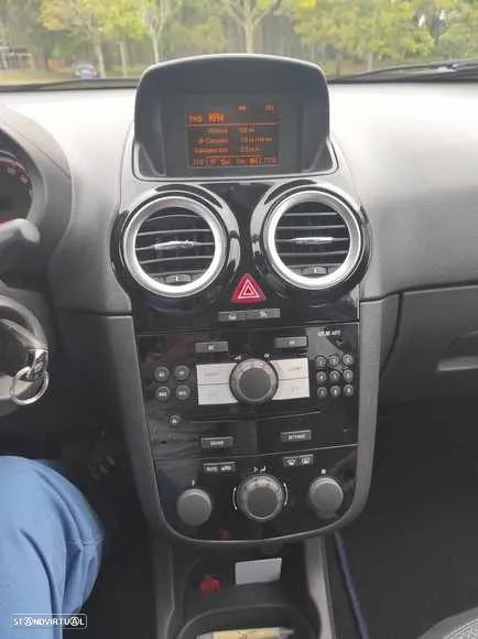 Opel Corsa 1.2 Cosmo - 7