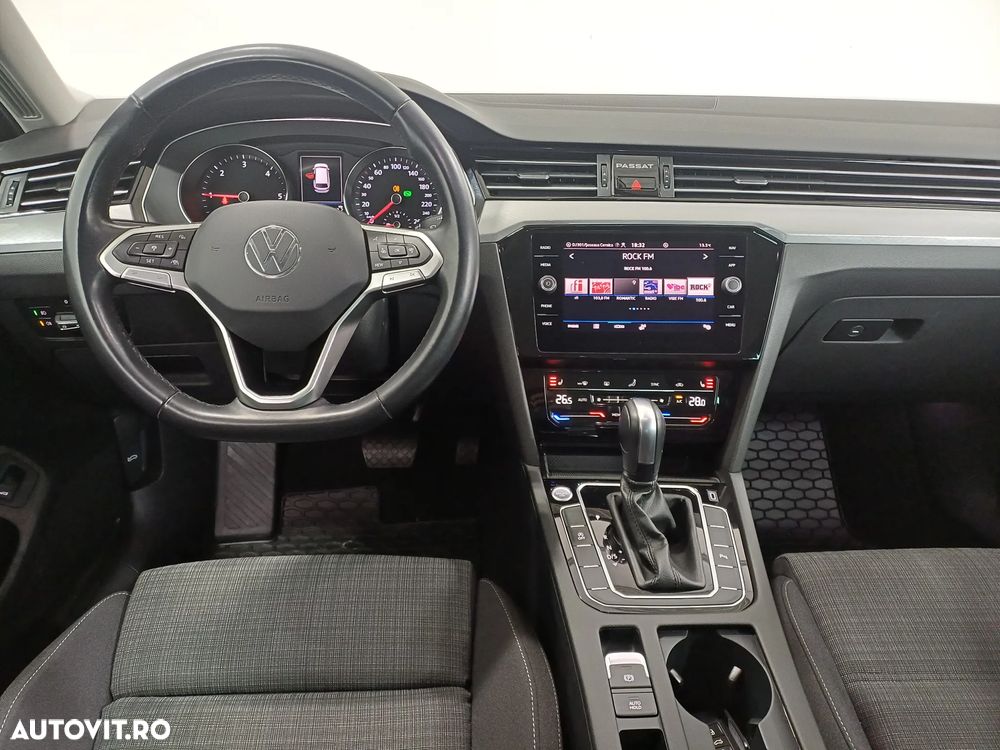Volkswagen Passat Variant 2.0 TDI DSG Comfortline - 8