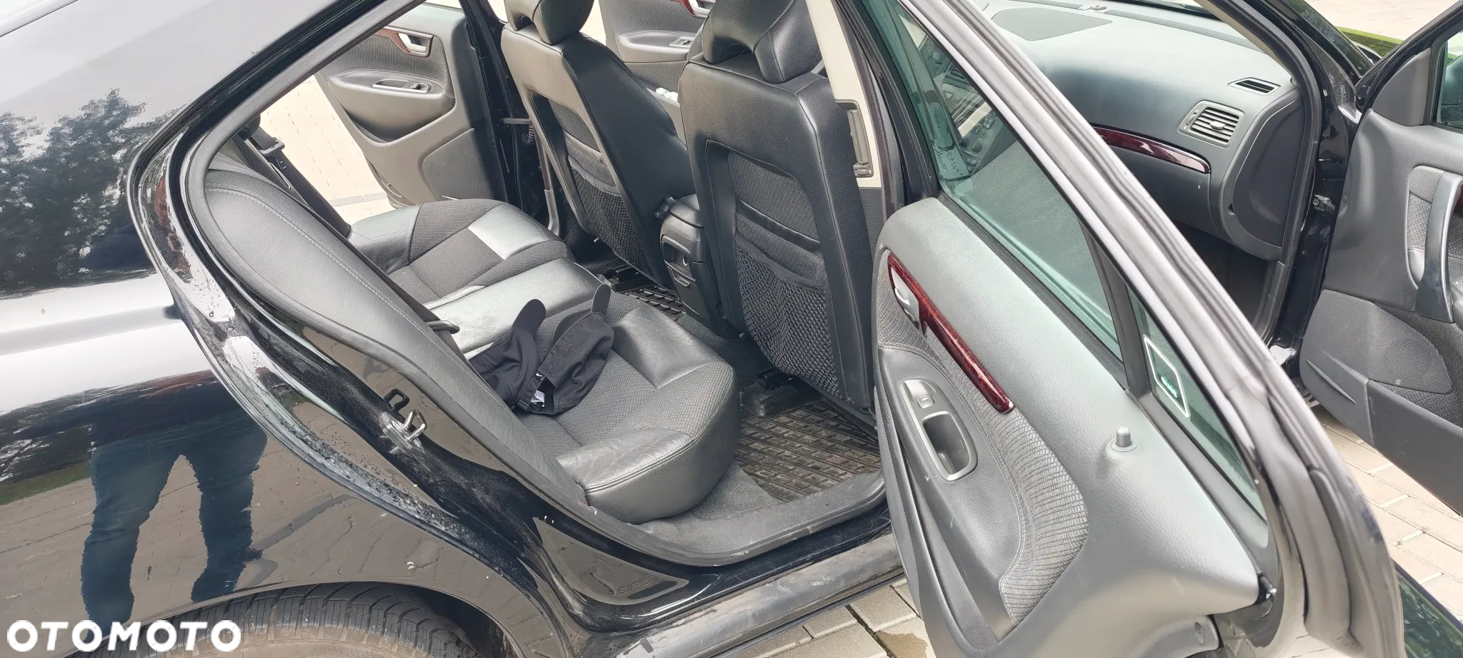 Volvo S60 2.4 - 22