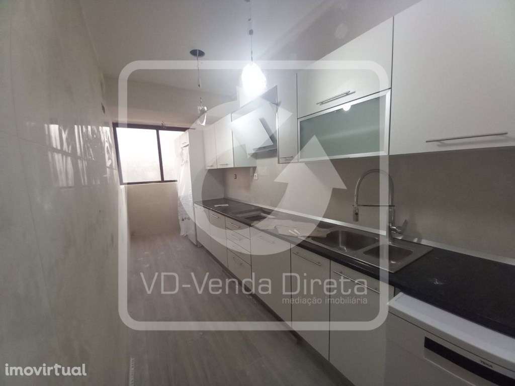 Apartamento T3 Duplex A 300m da praia, na Costa da Caparica. - Grande imagem: 4/47