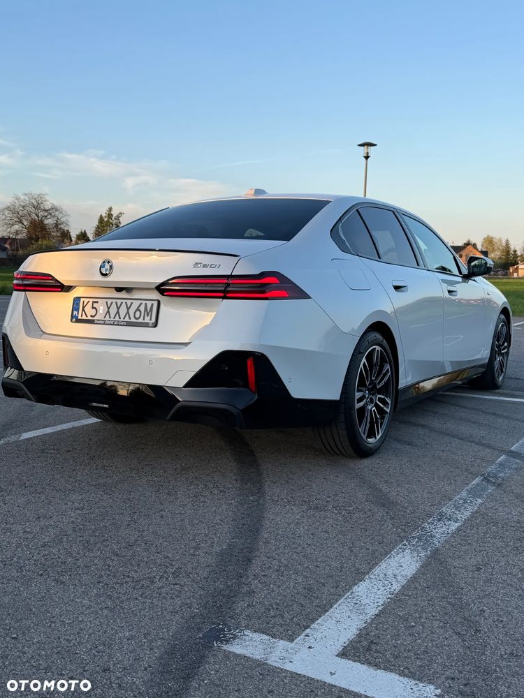 BMW Seria 5 520i mHEV Luxury Line sport - 13