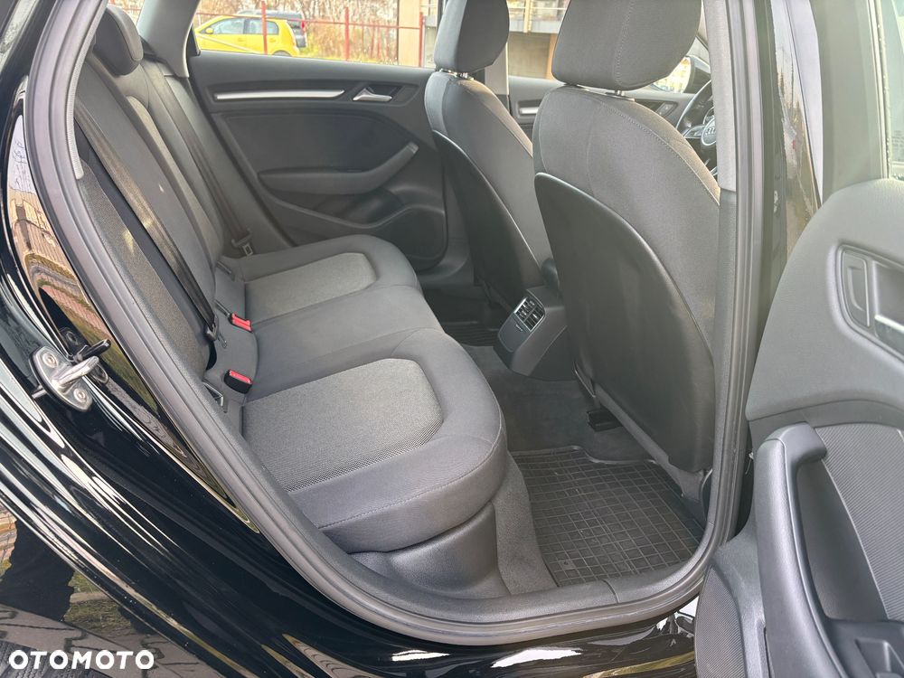 Audi A3 Sportback - 21