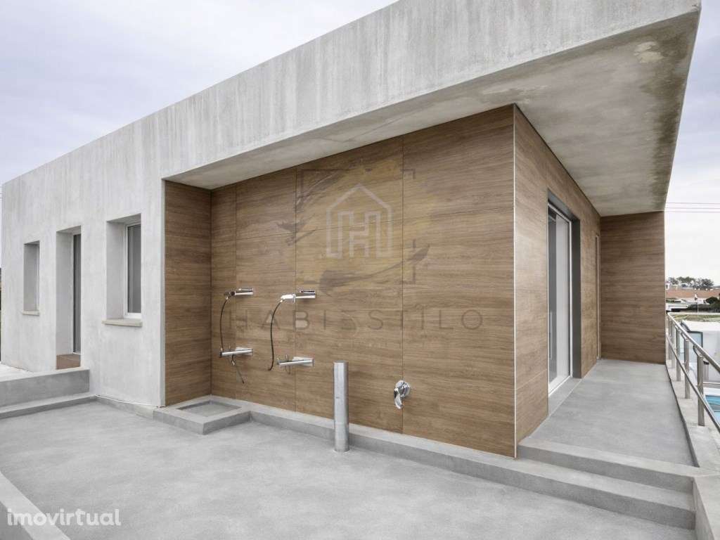 Moradia moderna com piscina, Suites e acabamentos de alta qualidade - Grande imagem: 3/22