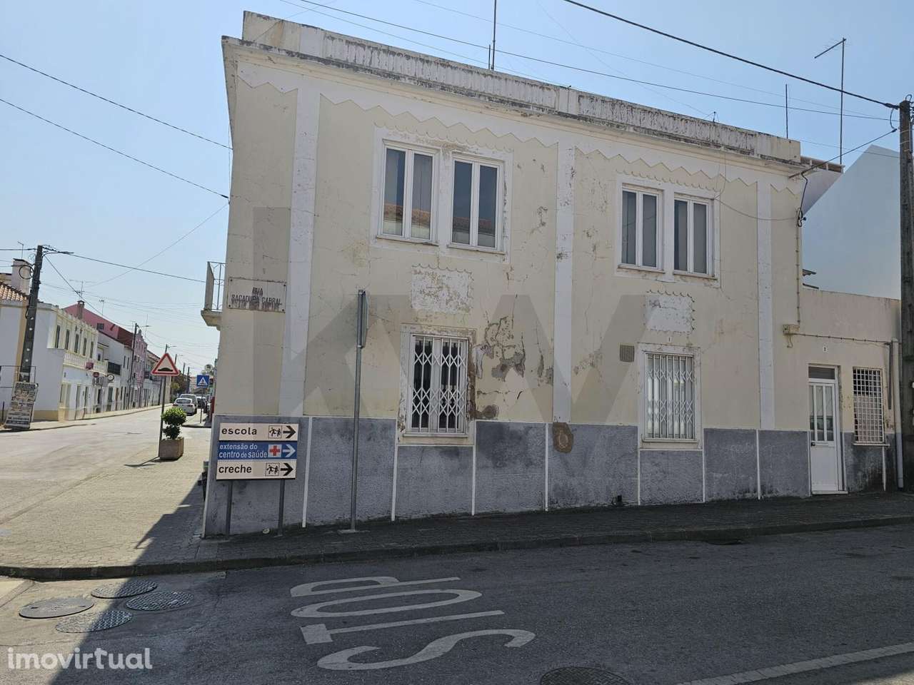 Prédio com Potencial no Centro do Couço – Ideal para Habitação e Co - Grande imagem: 3/60