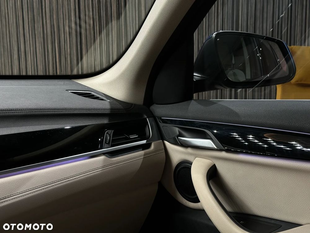 BMW X1 xDrive25e xLine - 17