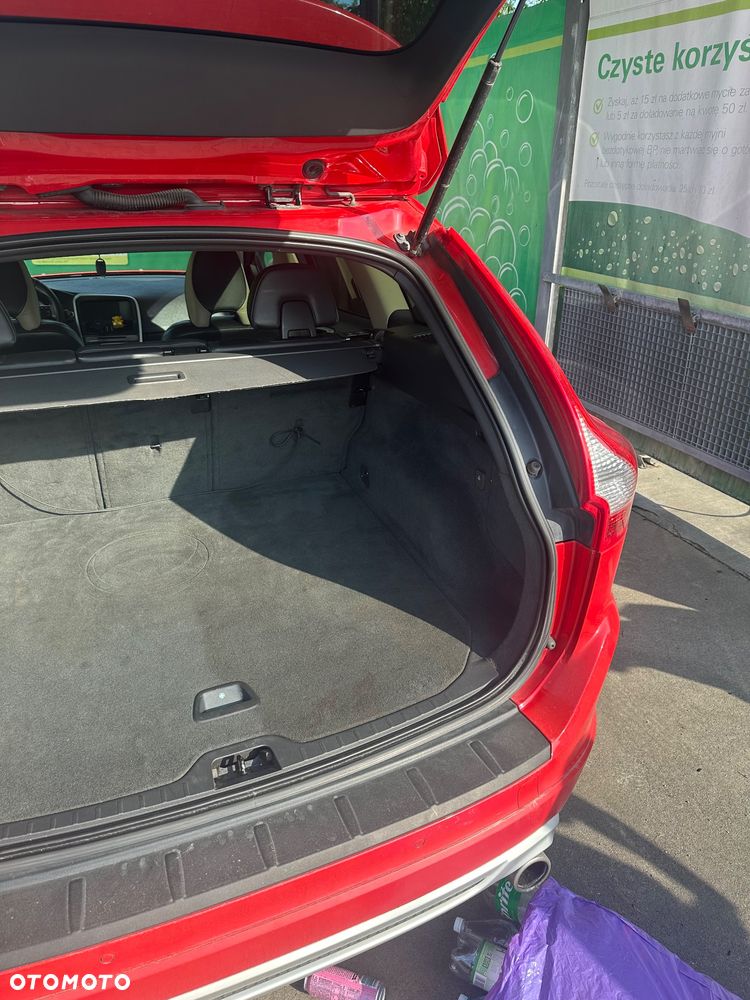 Volvo XC 60 - 30