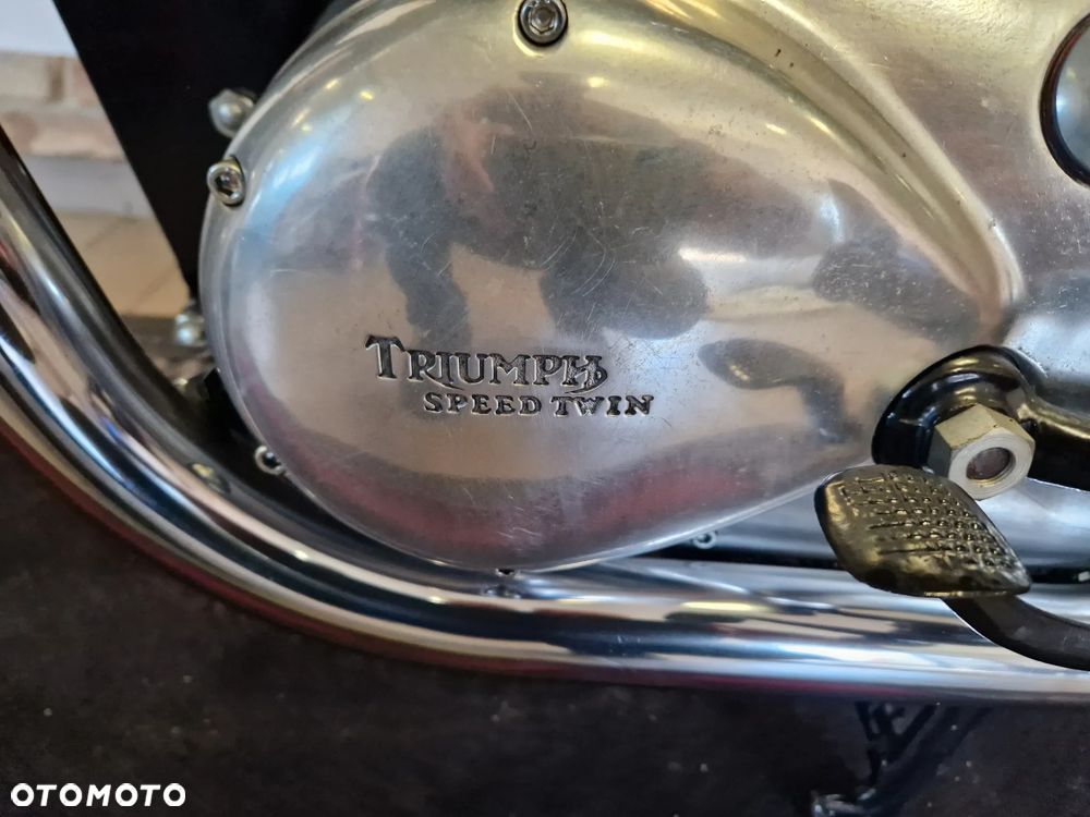 Triumph Speed Twin - 24