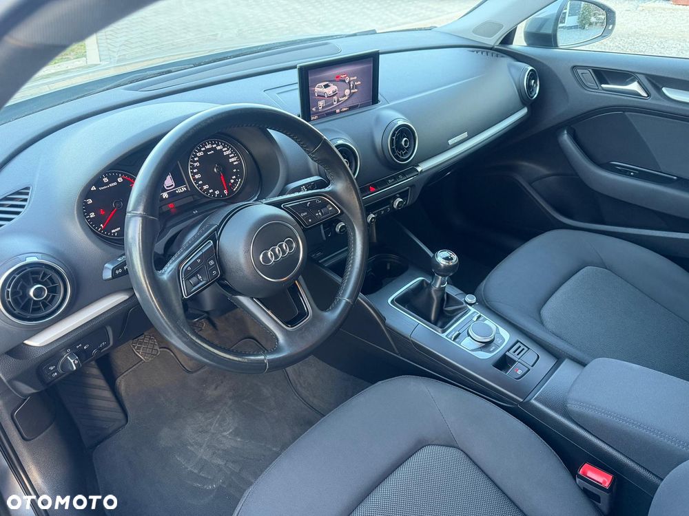 Audi A3 Sportback 1.0 TFSI design - 21