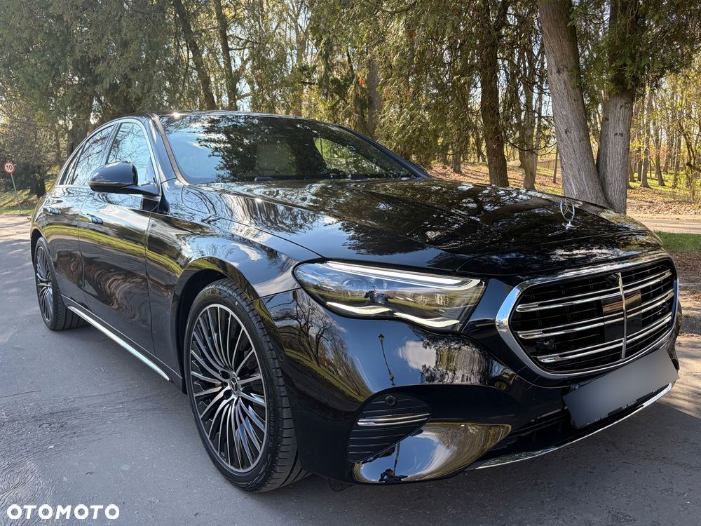 Mercedes-Benz Klasa E 220 d mHEV 4-Matic Exclusive 9G-Tronic - 2
