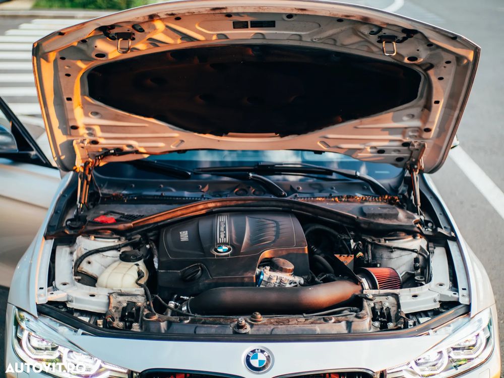 BMW Seria 3 335i Sport-Aut. Sport Line - 20