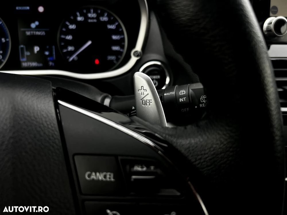 Mitsubishi Eclipse-Cross - 25