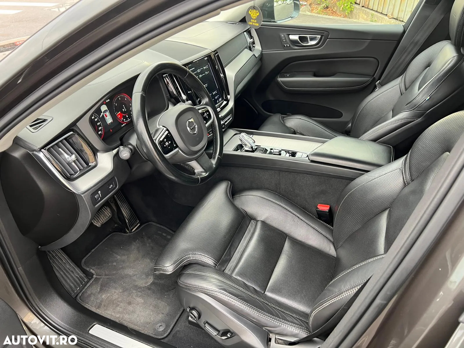 Volvo XC 60 B4 MHEV AWD Inscription - 7