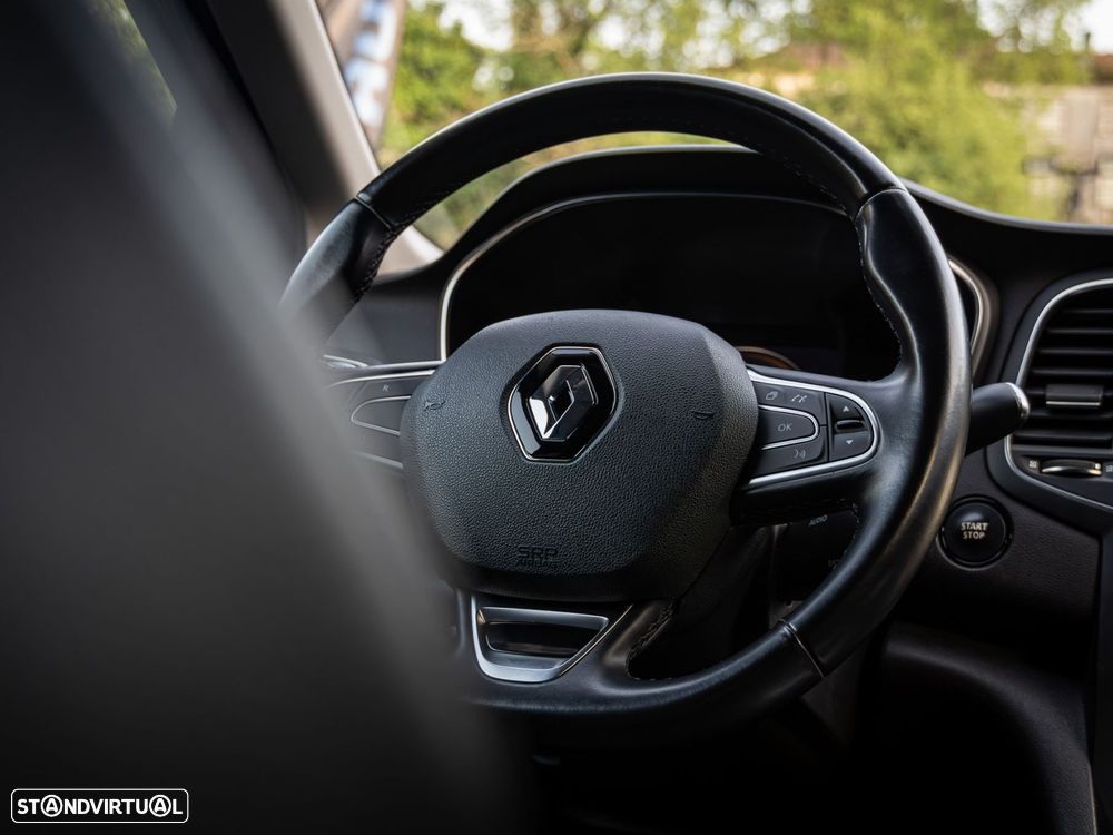 Renault Mégane 1.5 dCi Bose Edition - 16