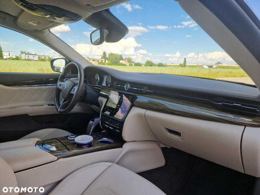 Maserati Quattroporte S Q4 - 16