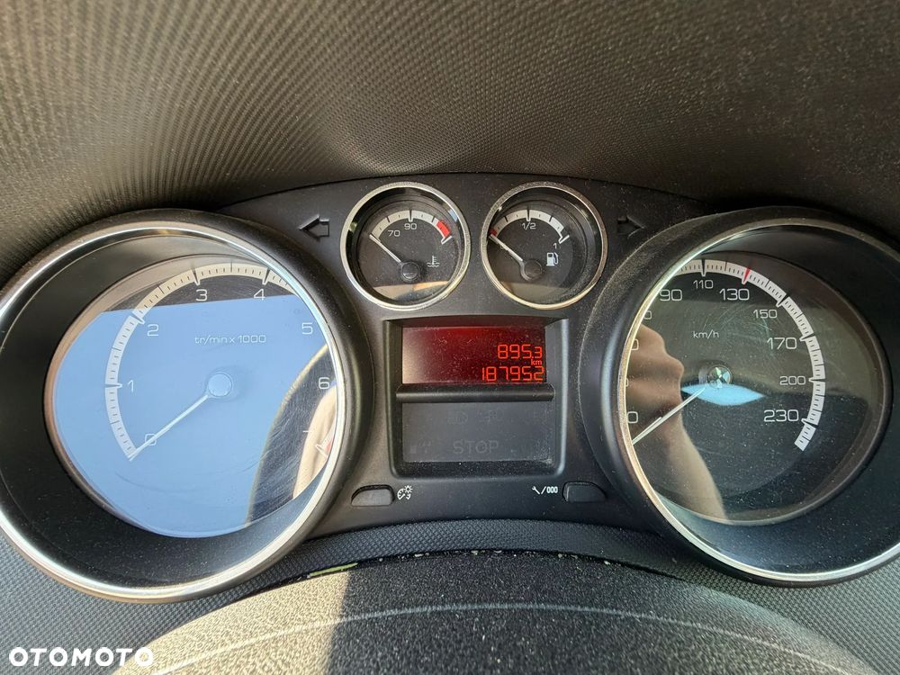 Peugeot 308 - 6