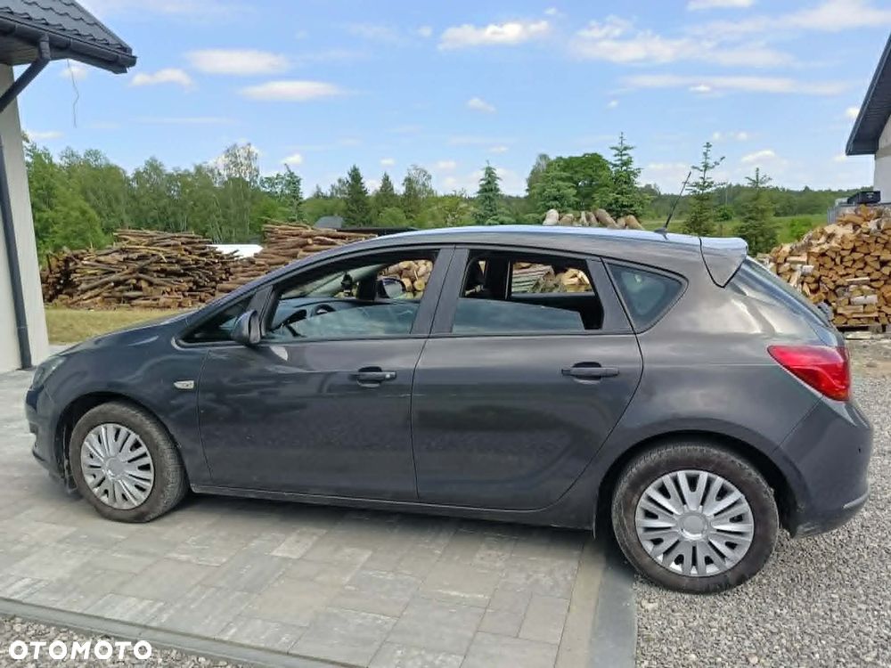 Opel Astra - 2