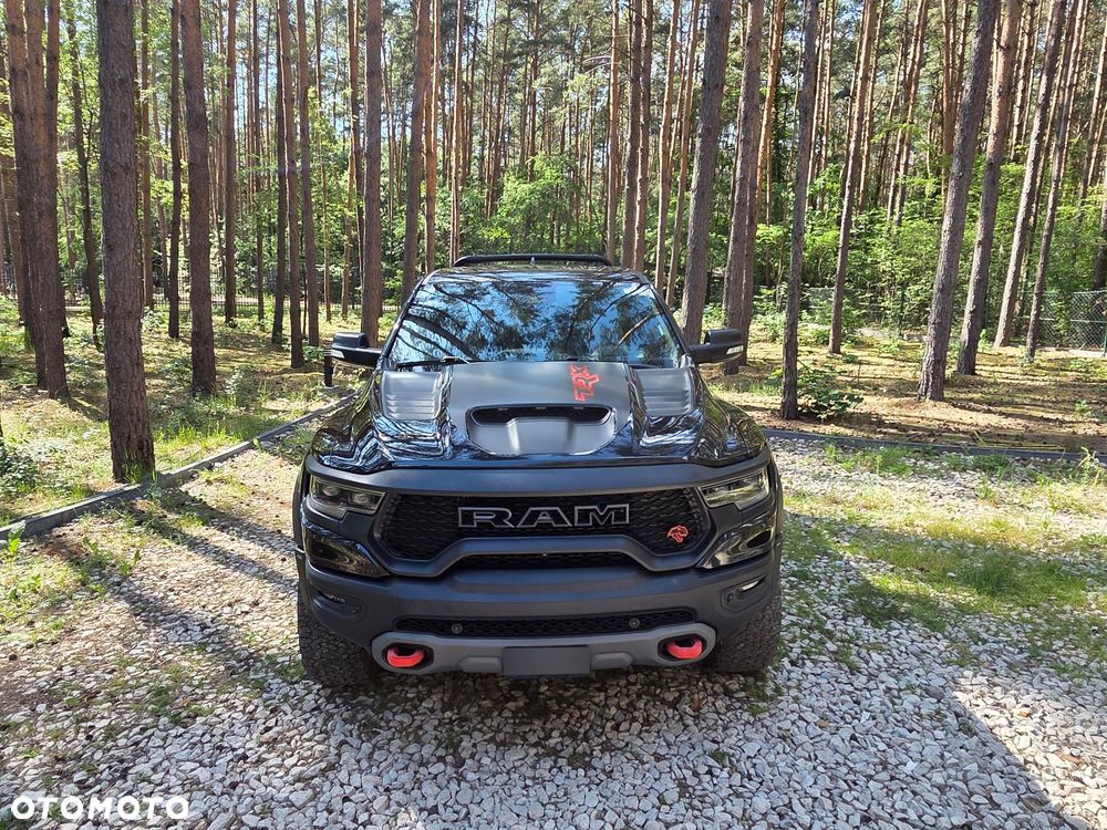 Dodge RAM TRX - 8