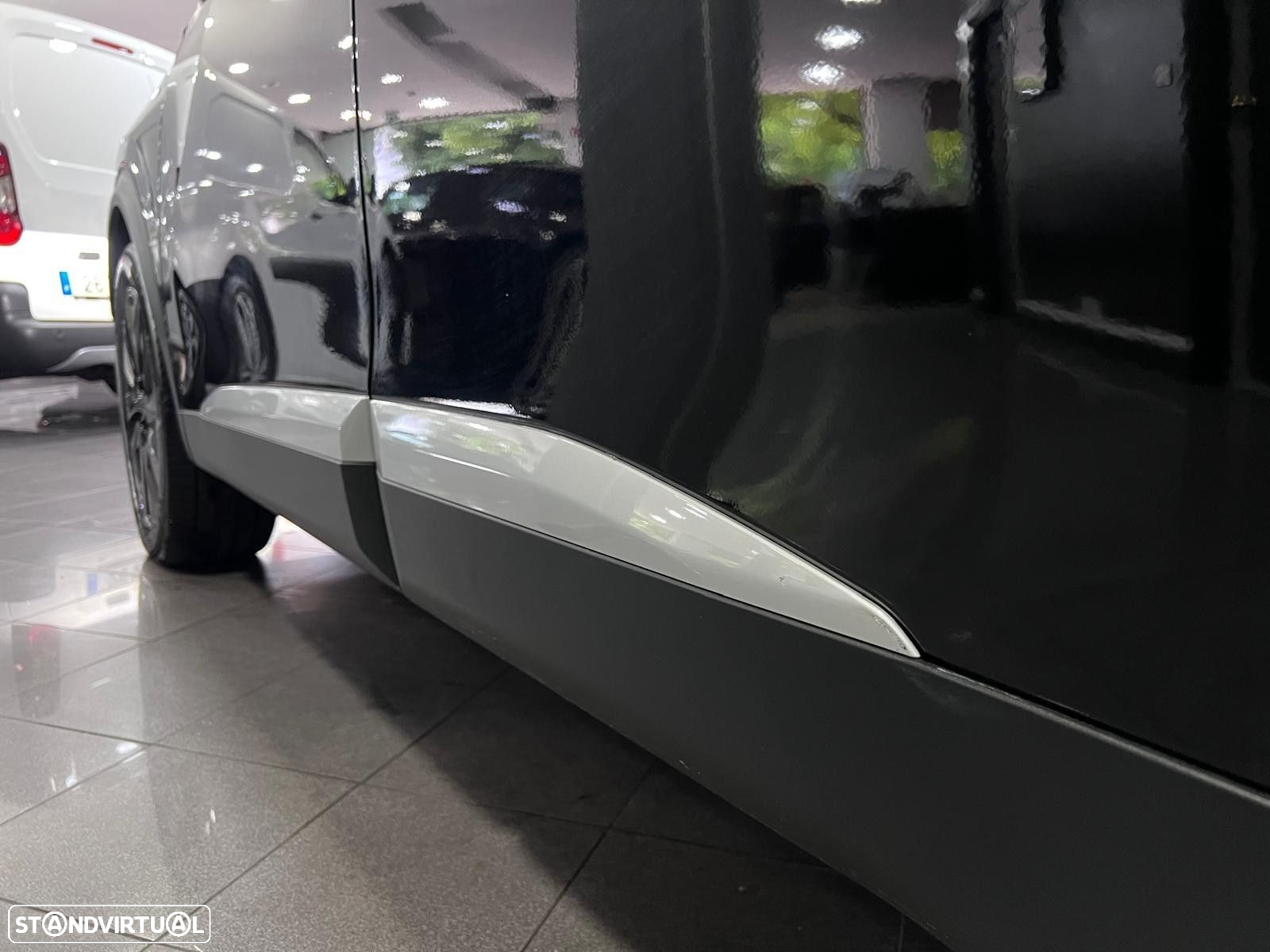 Peugeot e-2008 50 kWh GT - 22