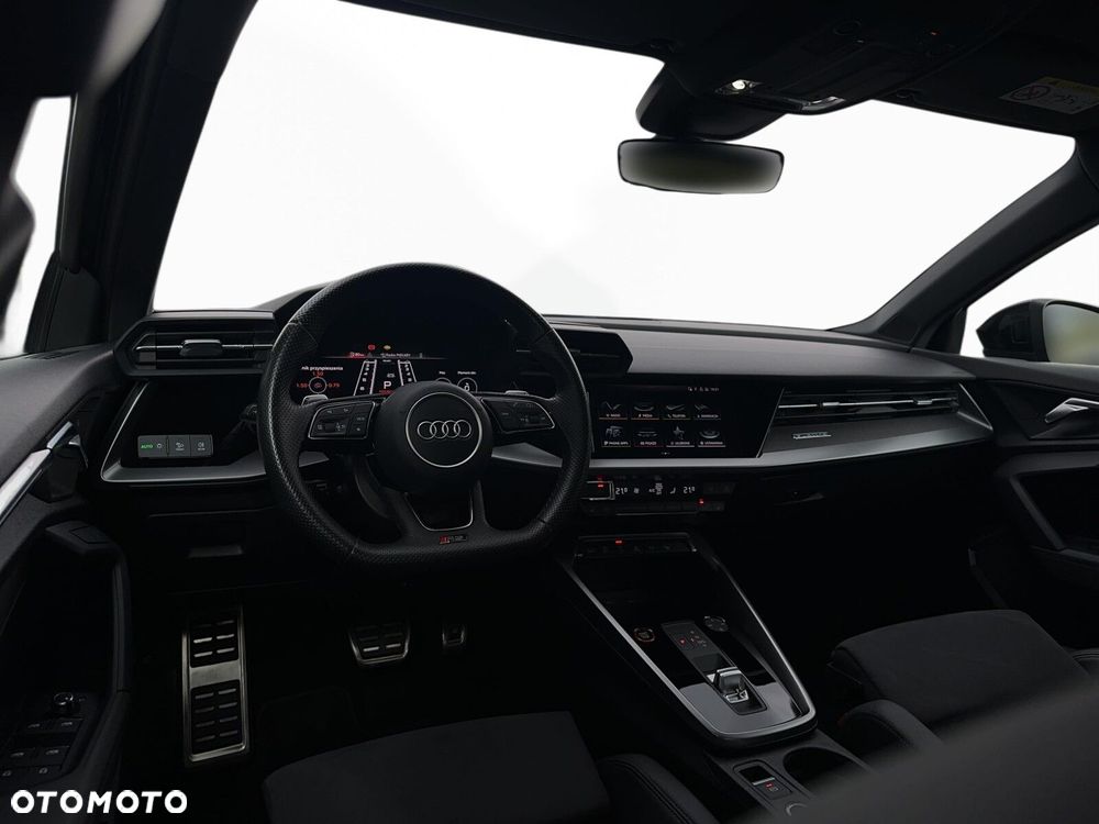 Audi RS3 Sportback - 16