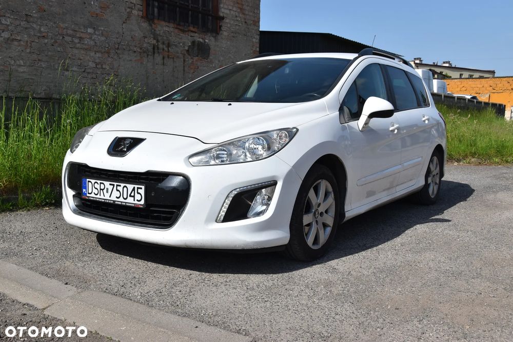 Peugeot 308 - 1