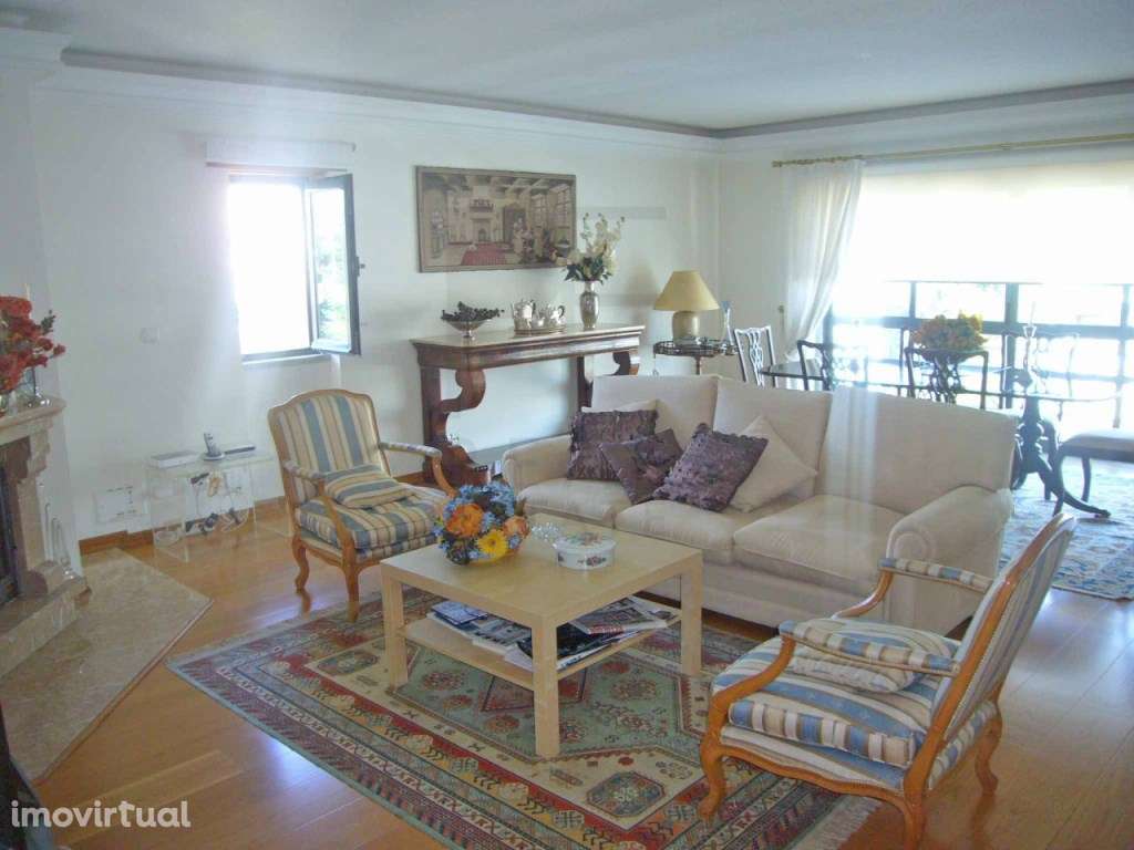 Monte Estoril. Apartamento T3 mobilado. - Grande imagem: 3/13