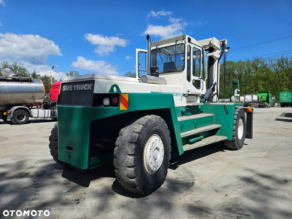 Svetruck 3212046 - 7