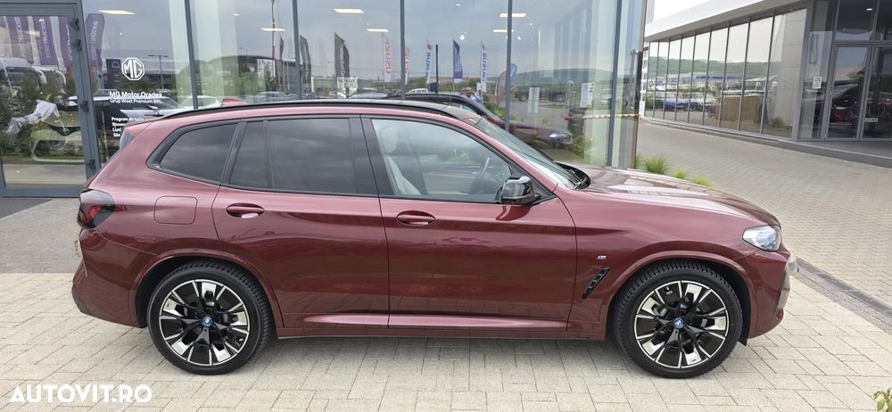 BMW iX3 Impressive - 2
