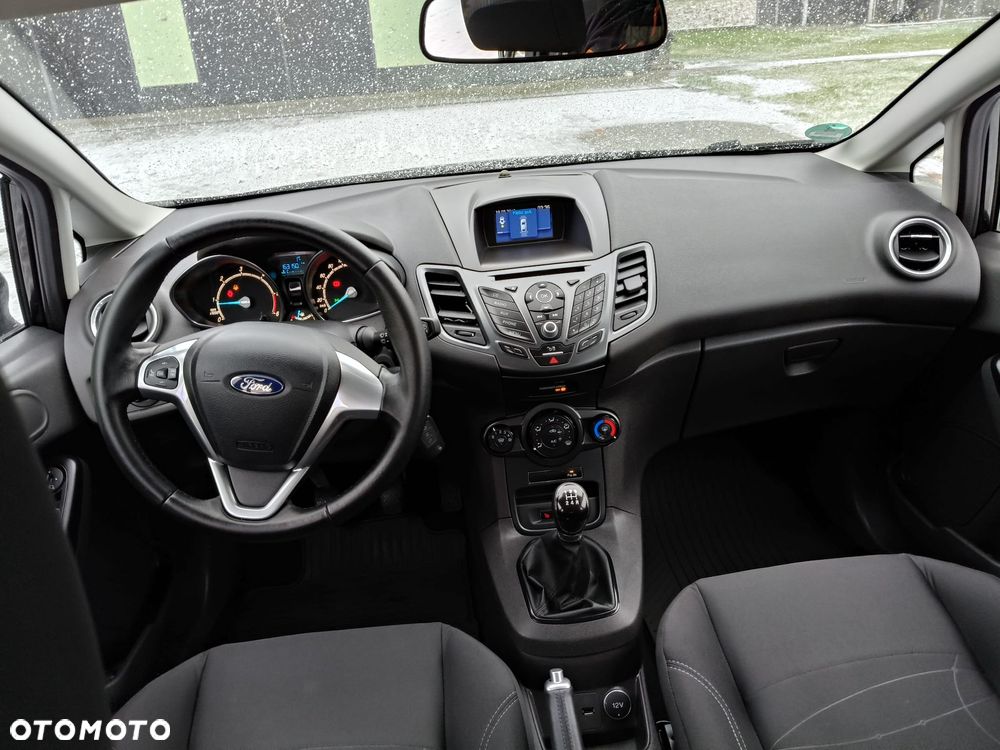 Ford Fiesta 1.5 TDCi ST&St Titanium - 14