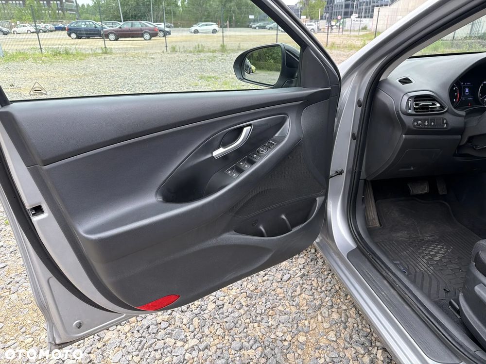 Hyundai i30 1.0 T-GDI Smart DCT - 10