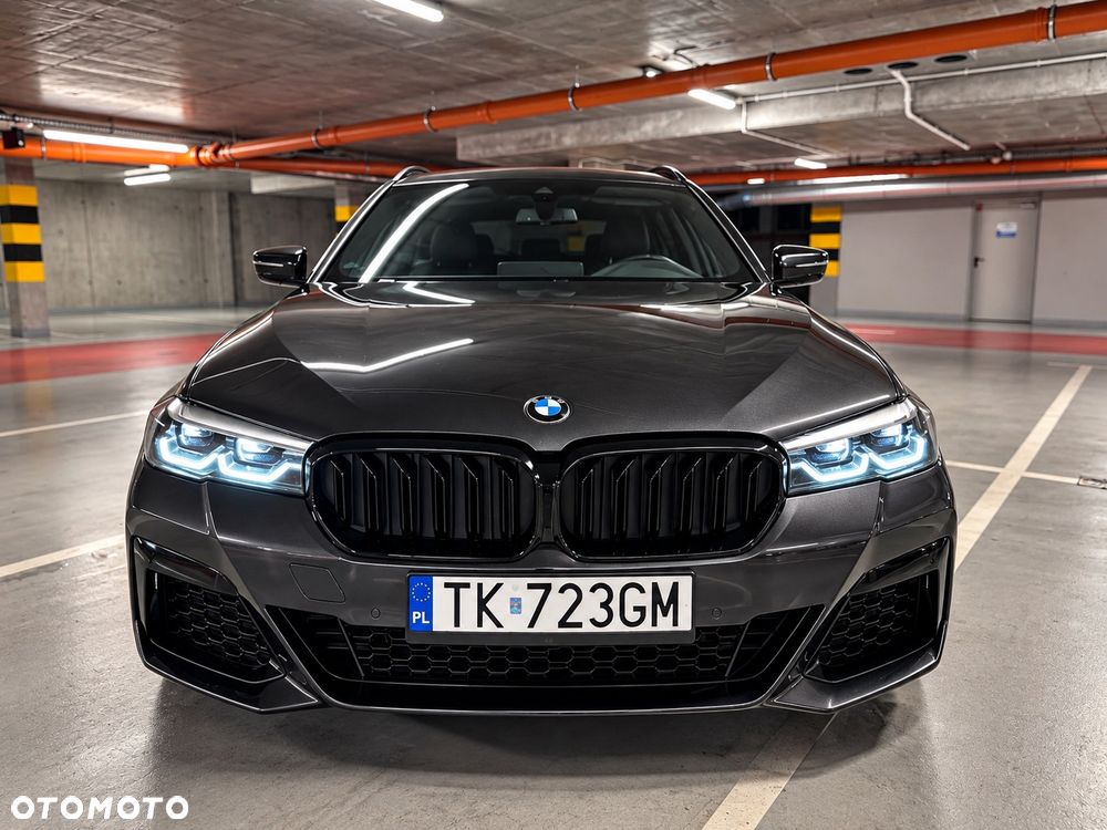 BMW Seria 5 540d xDrive mHEV M Sport sport - 3