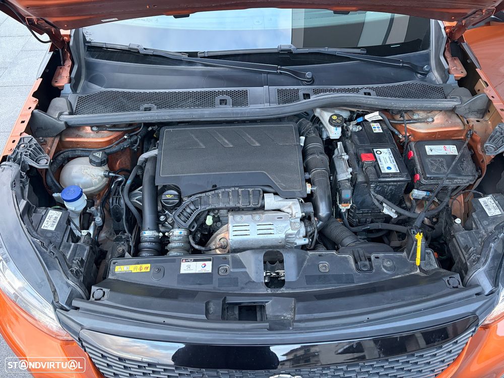 Peugeot 2008 1.2 PureTech Allure Pack - 22