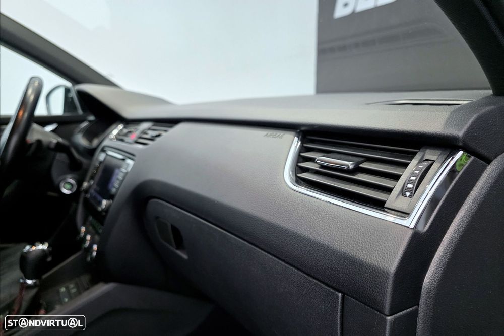 Skoda Octavia Break 2.0 TDI RS DSG - 28