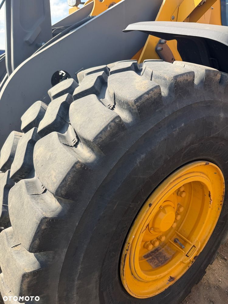 Volvo L120H - 7