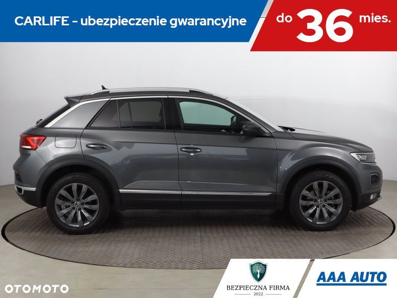 Volkswagen T-Roc - 8