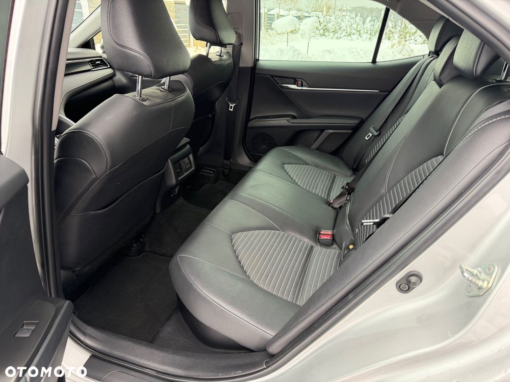 Toyota Camry 2.5 Hybrid Prestige CVT - 9