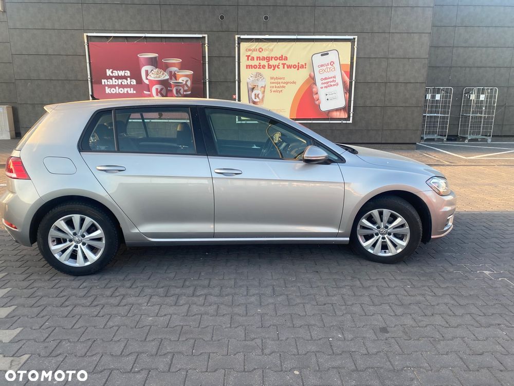 Volkswagen Golf - 4