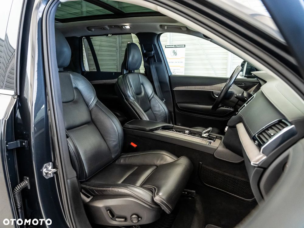 Volvo XC 90 T8 AWD Twin Engine Geartronic Inscription - 26