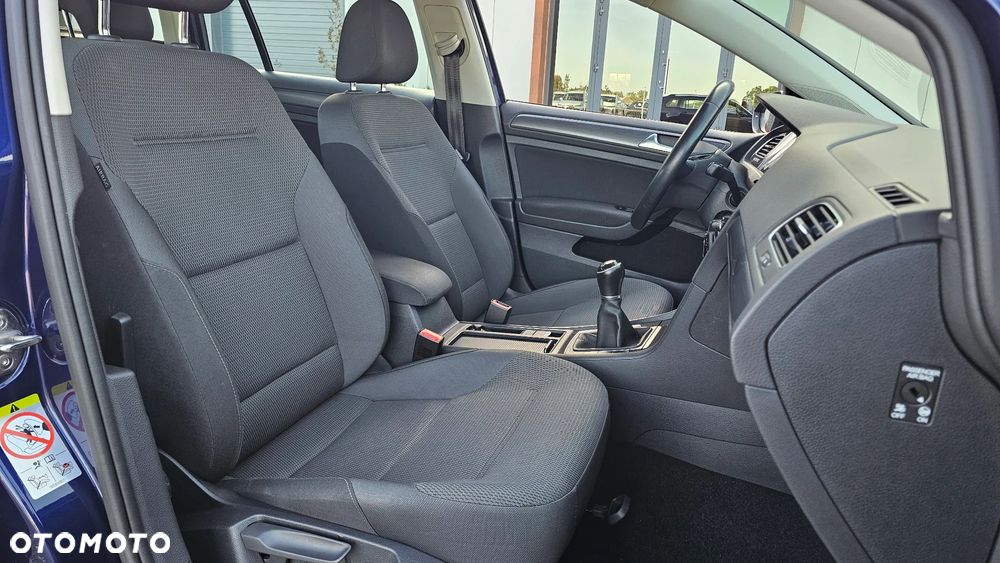 Volkswagen Golf 1.5 TSI BMT Comfortline - 16