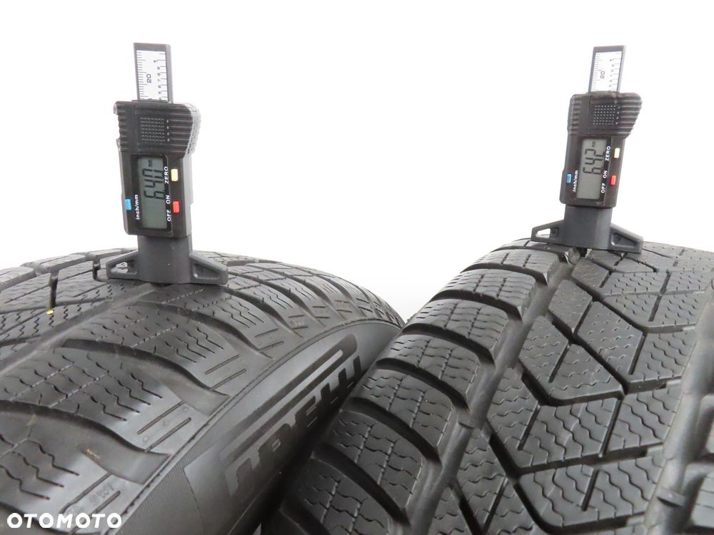 2x 225/55R17 OPONY ZIMOWE Pirelli SottoZero 3 Winter 97H Run Flat MOE *-BMW - 7