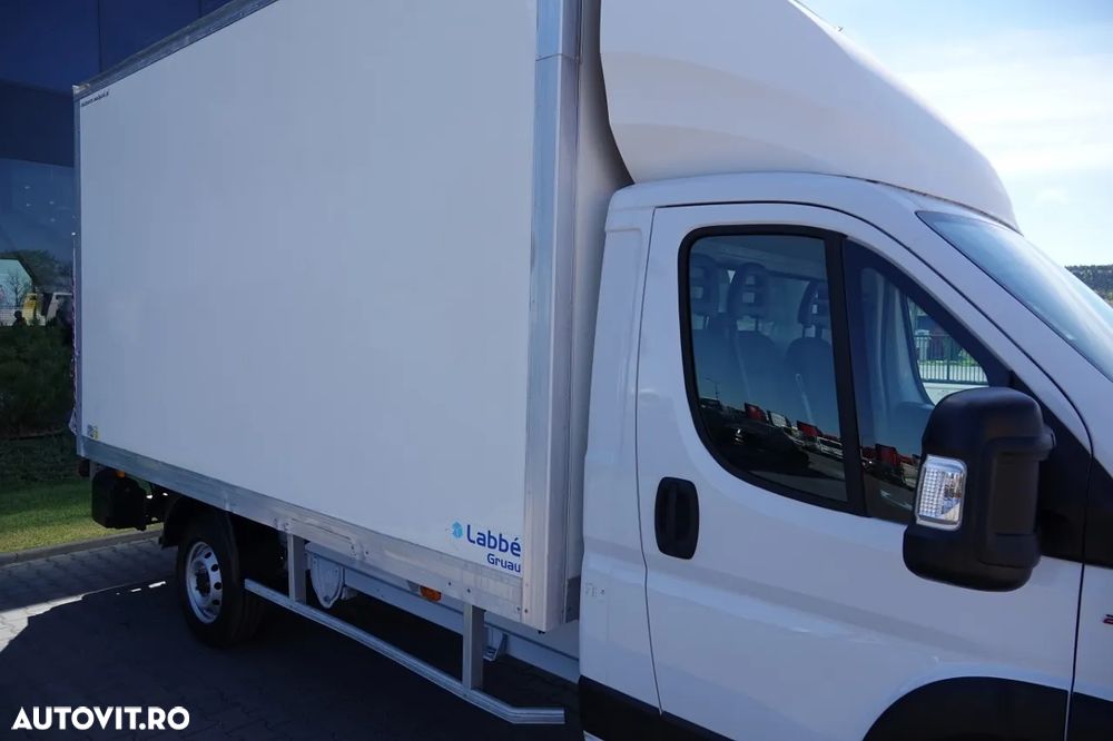 Fiat DUCATO MAXI / CONTAINER / 750 KG LIFT / GVWR: 3500 KG / MANUAL / 2021 - 15